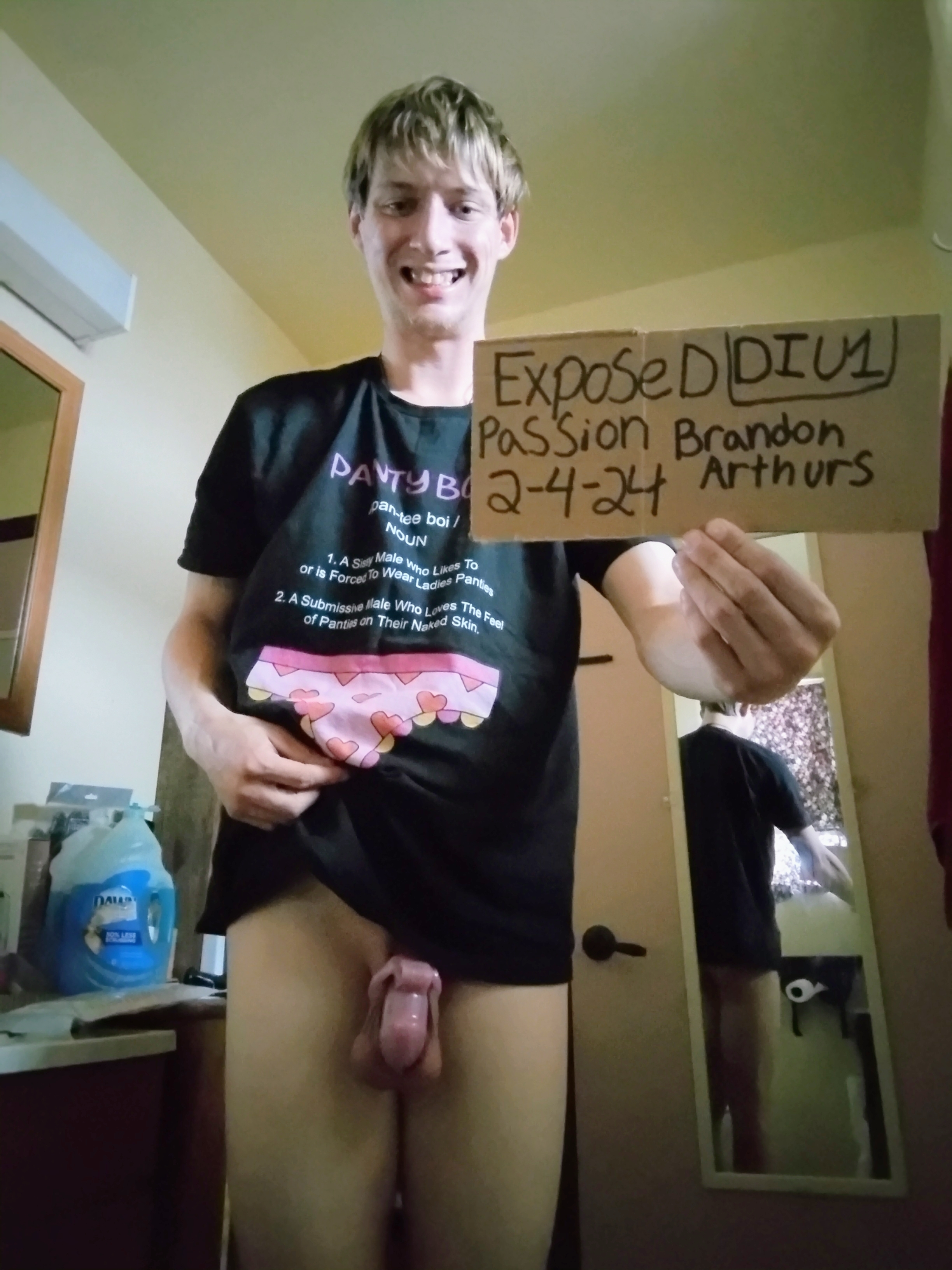 Sissyboy faggot