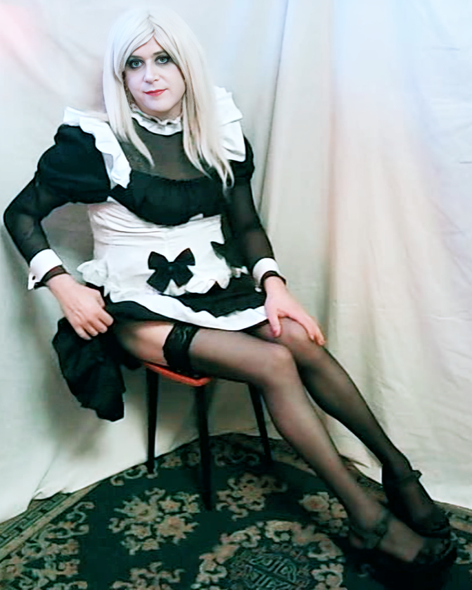 Sissy Maid Michele
