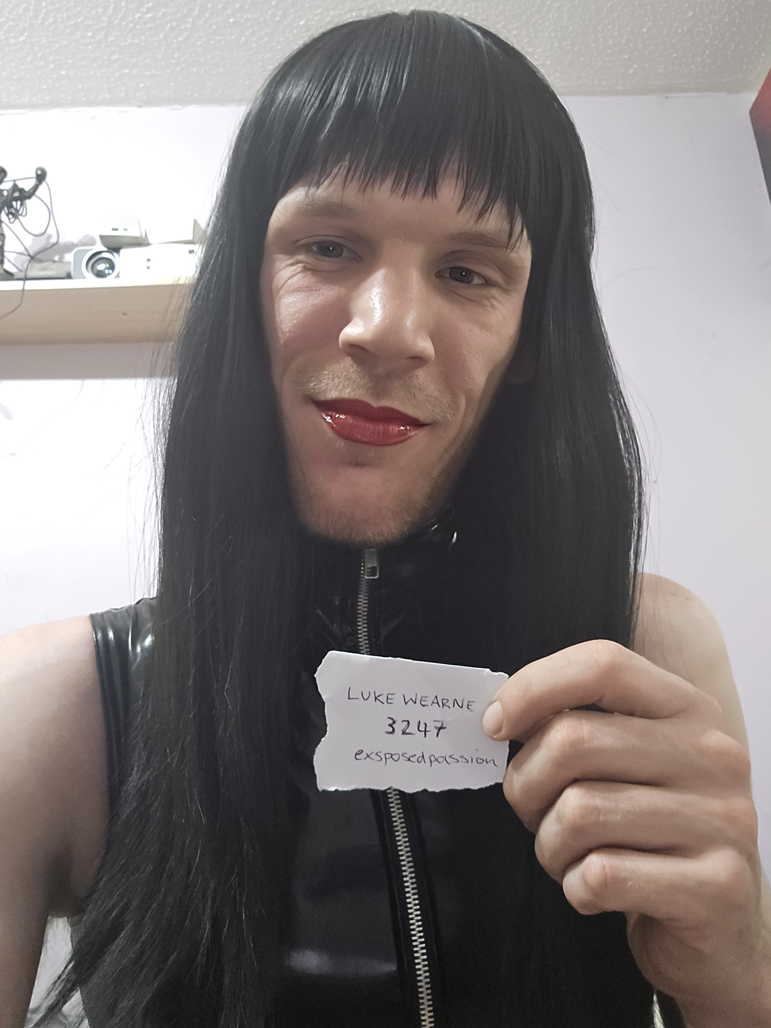 3247 - Luke wearne Sissy slut