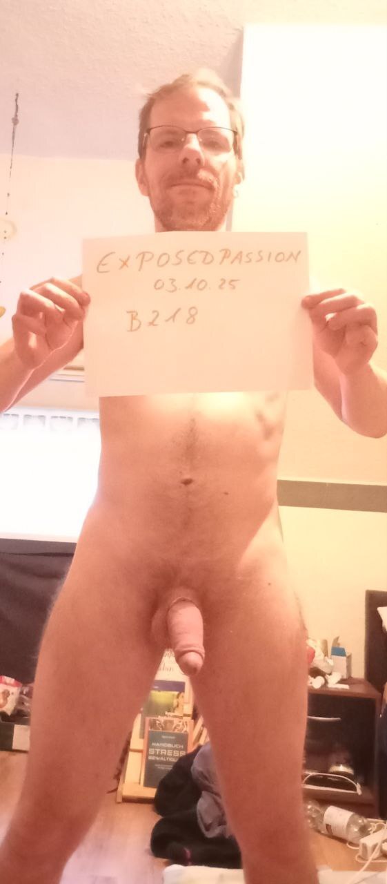 B218 - Rickardo Cordes Exposed