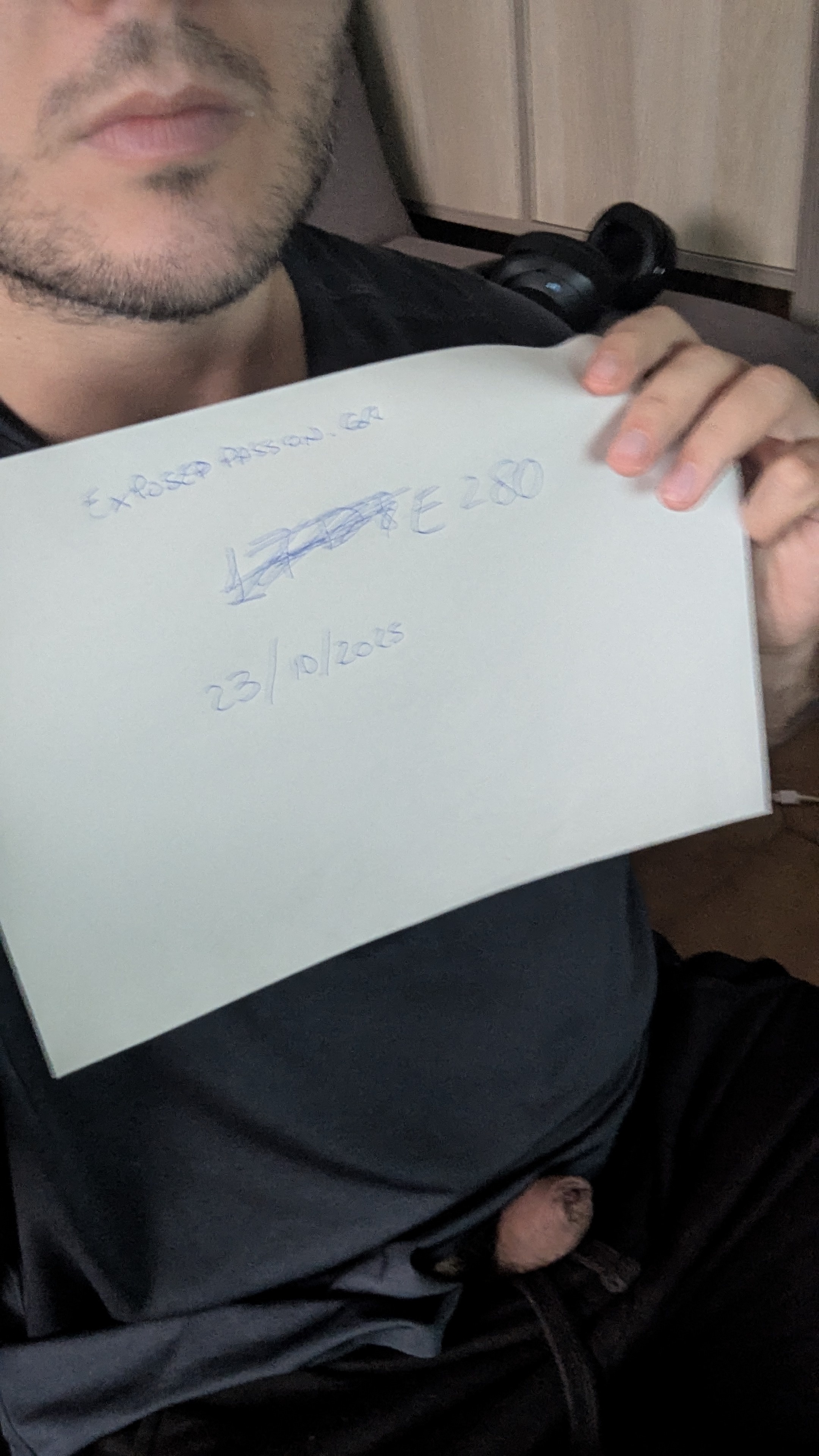 E280-Fagot to blackmail