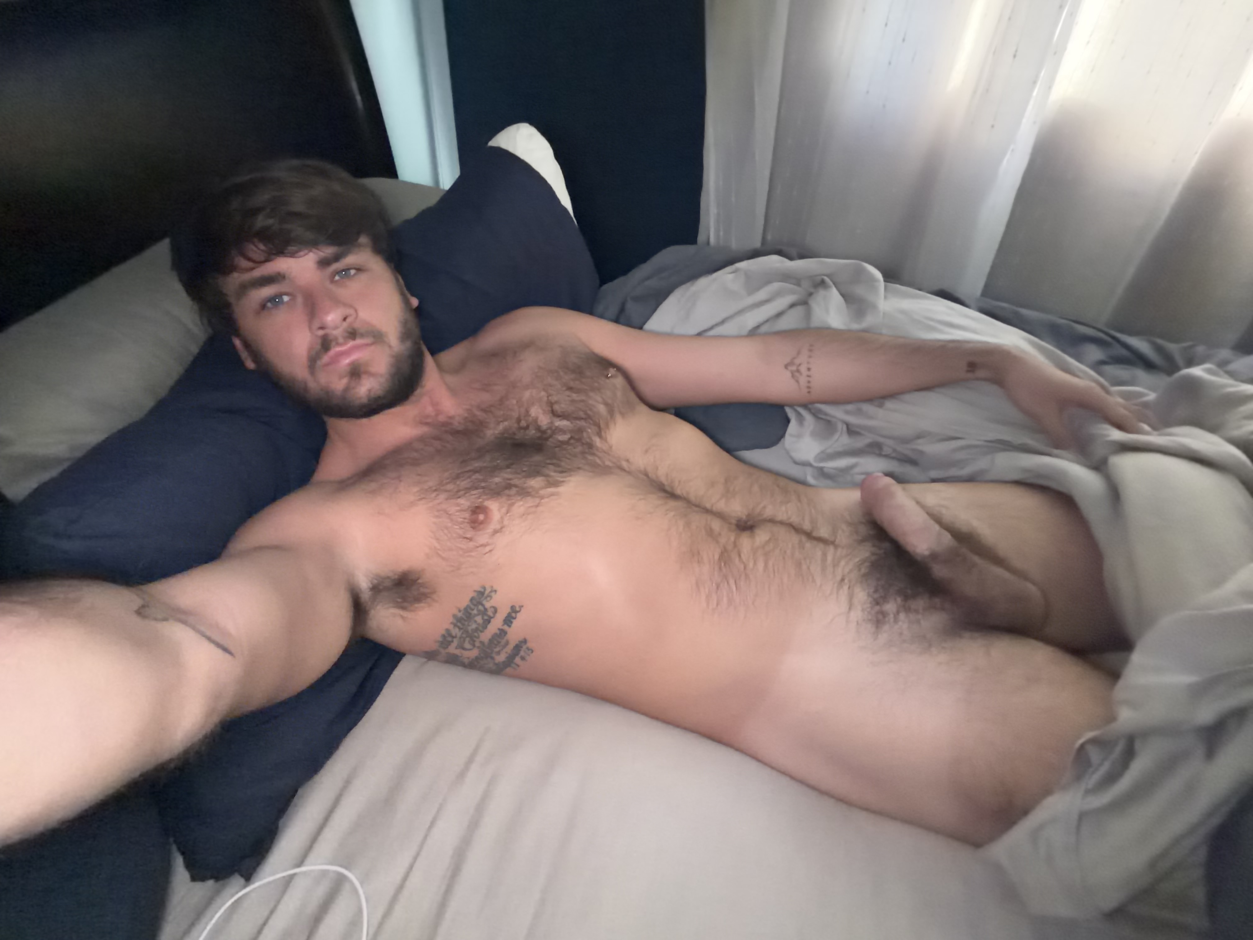 Morning check in for my daddy
