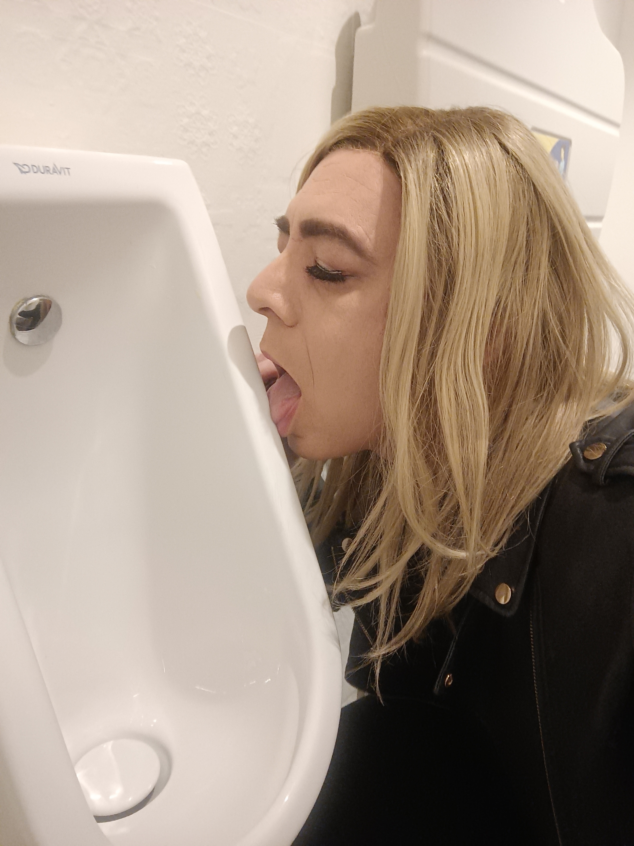 Urinal Licking