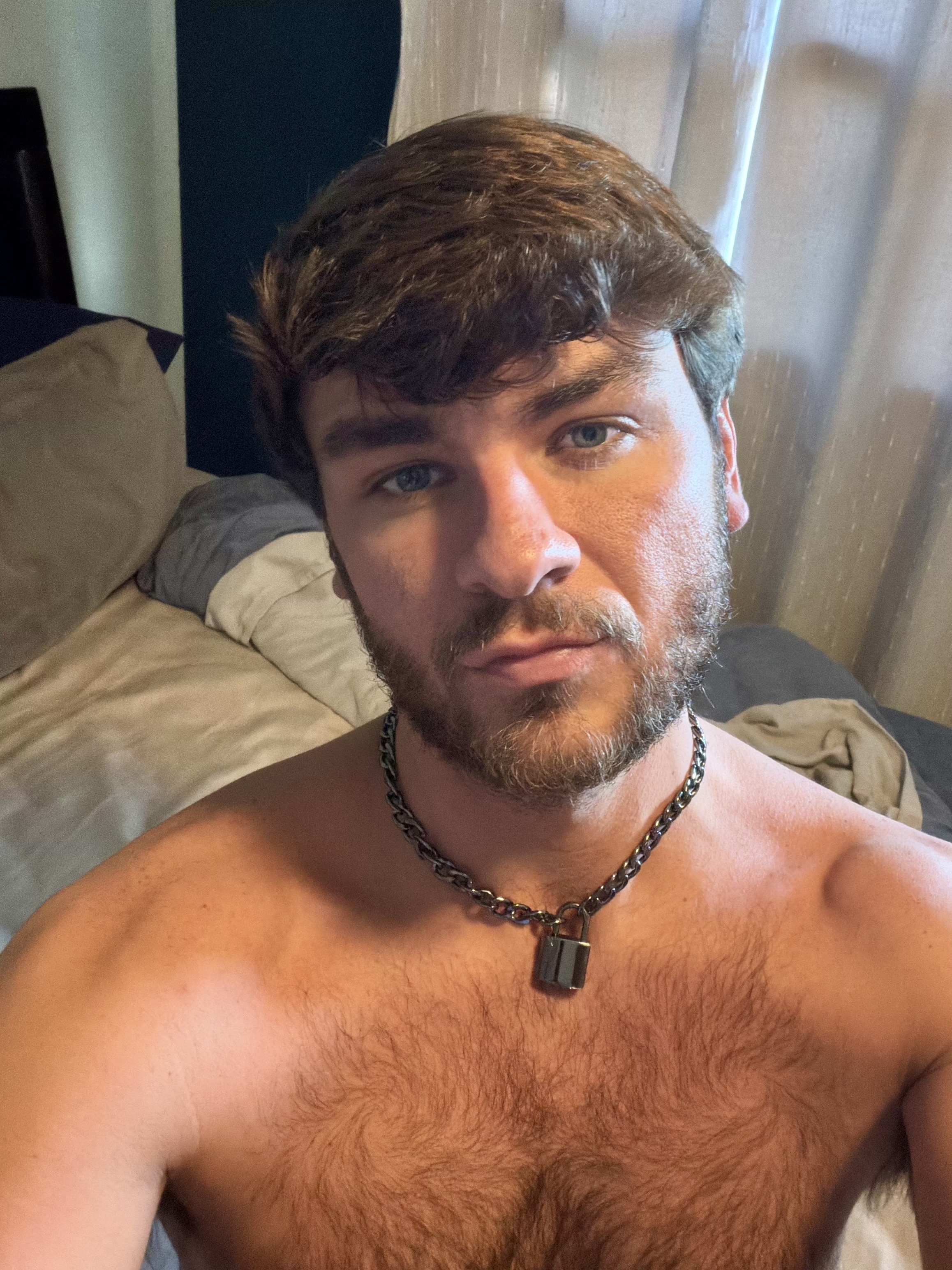 Daddy bought my a chocker