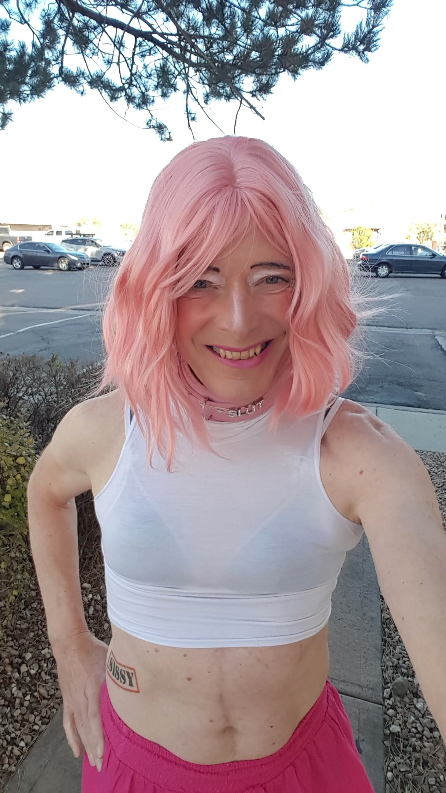 Sissy looking for a ride