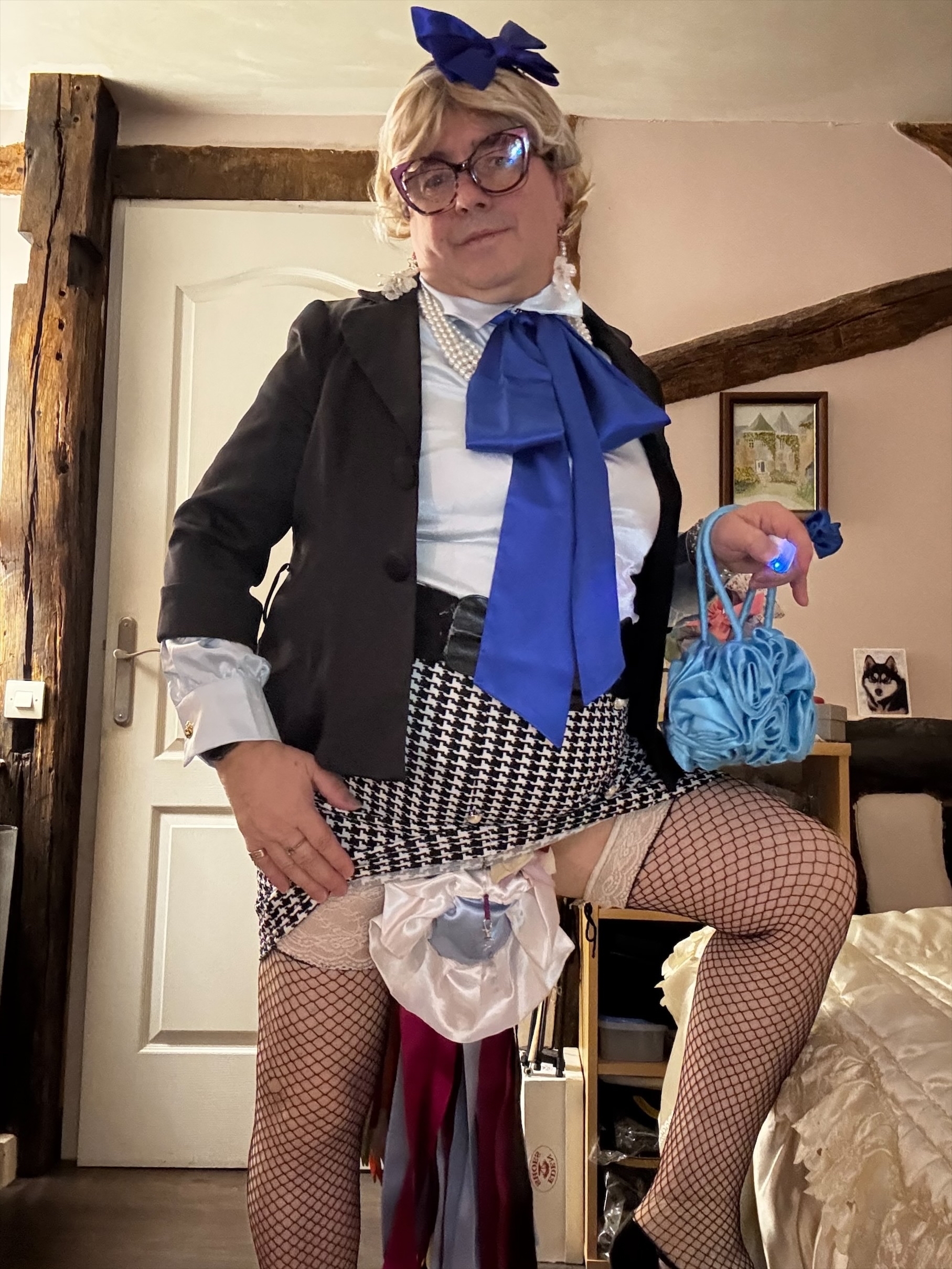 Sissy Ingrid la pute de Tata Suzette