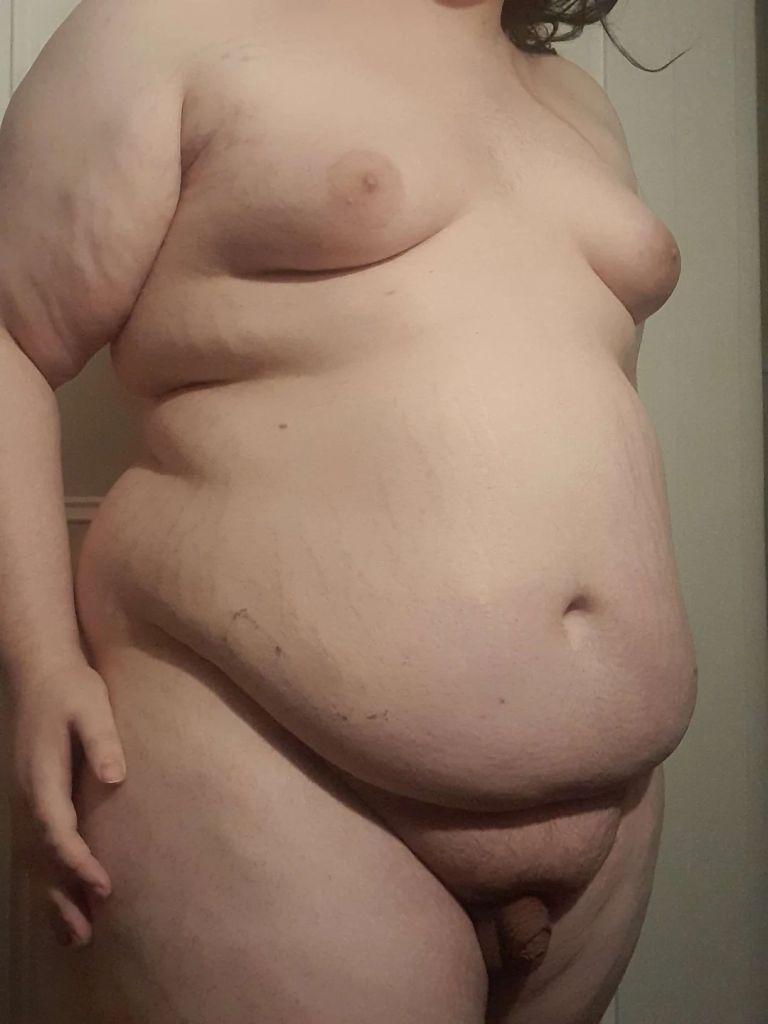 Fatty's tiny nub dick