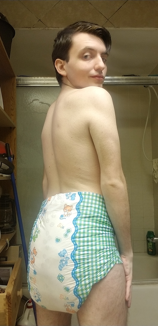 Please mock me for being a diaper fag