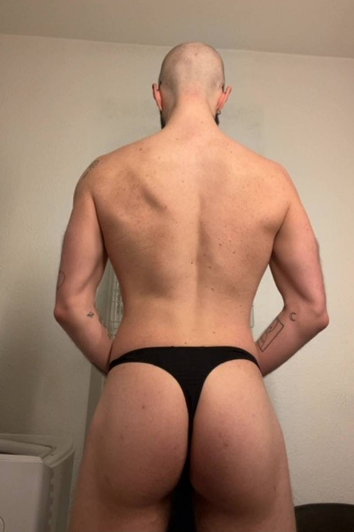 control my gallery? kik irishhole