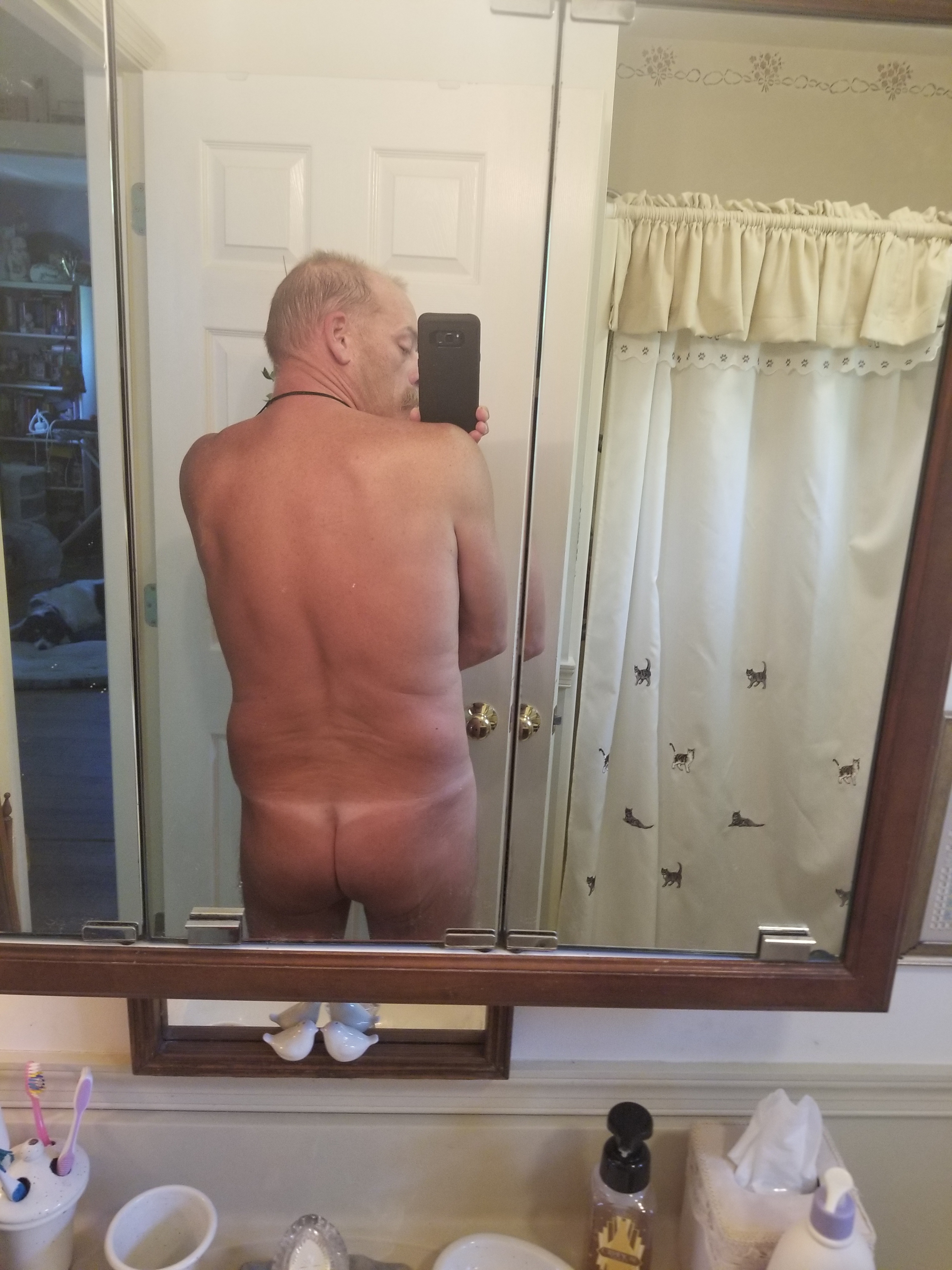 Full nude body