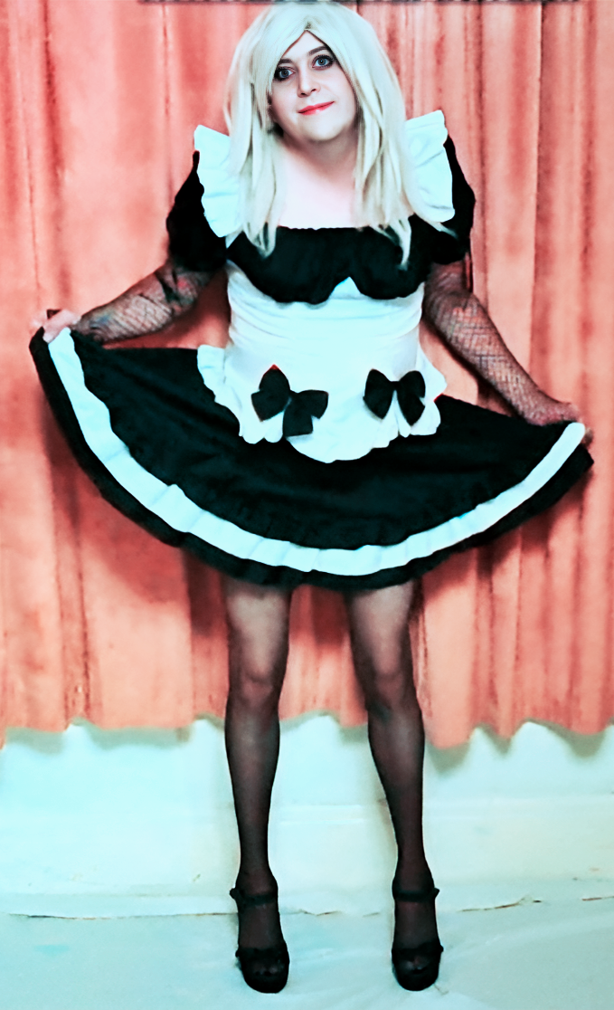 Sissy Maid Michele