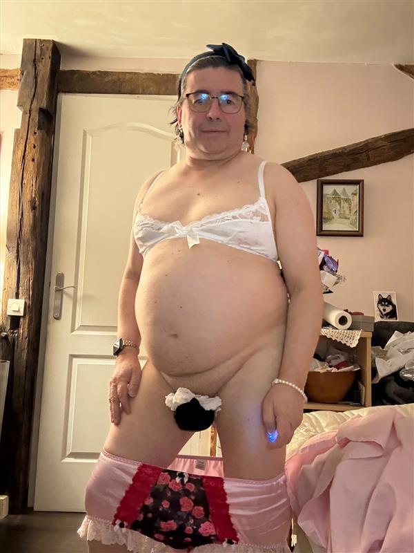 Sissy Ingrid la petite pute