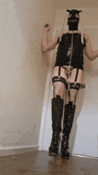 Latex fuckdoll
