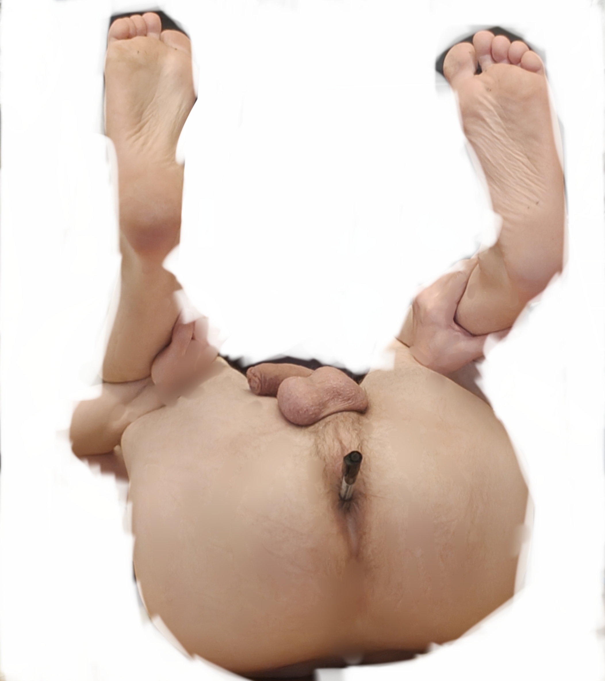 Soles and hole of loser