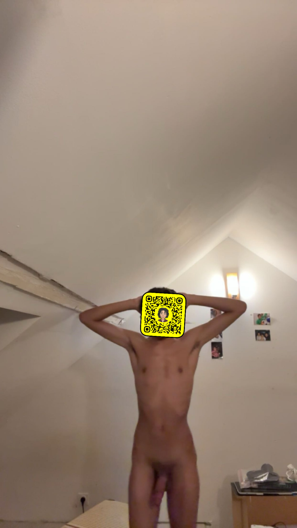 Dumb slave ready to serve