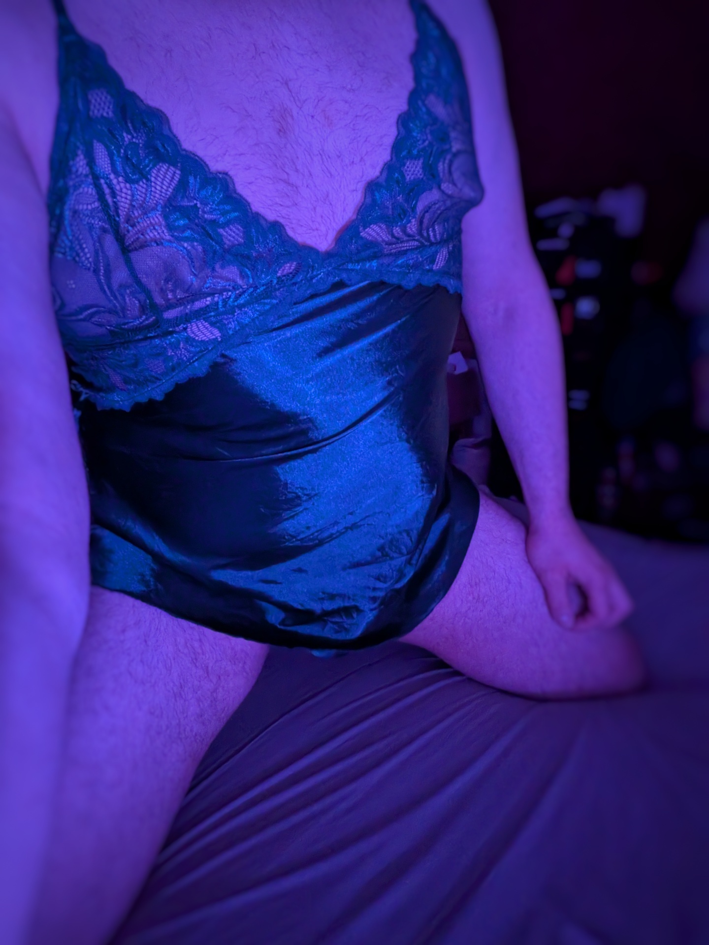 got a new night gown 🤦‍♂️