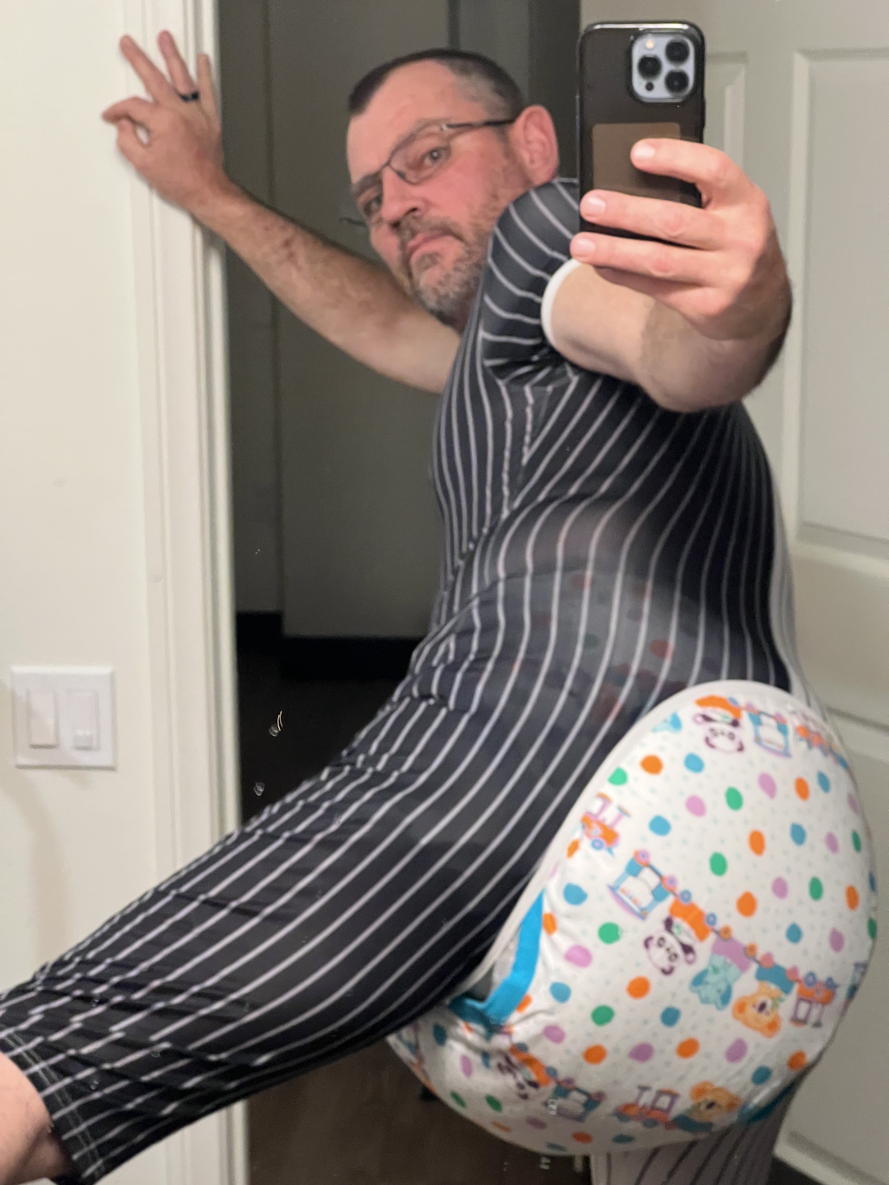 Big diaper butt