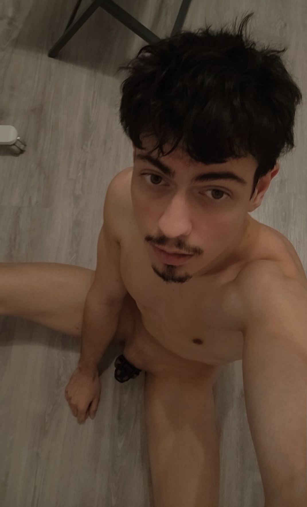 I'm selling this Slut