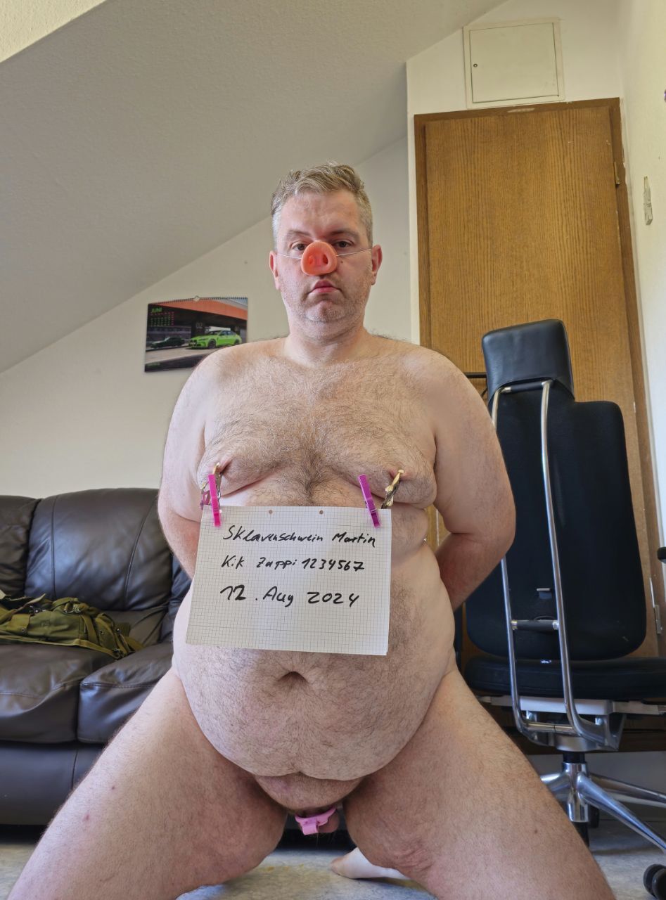 Pig Martin lost control