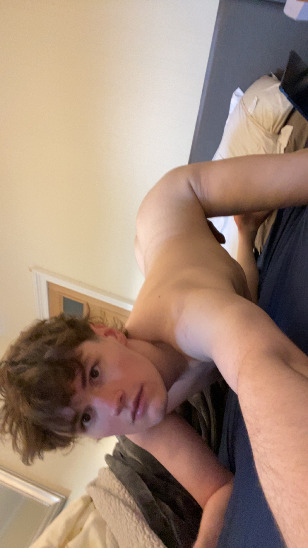 Scottish fag gets his ass up