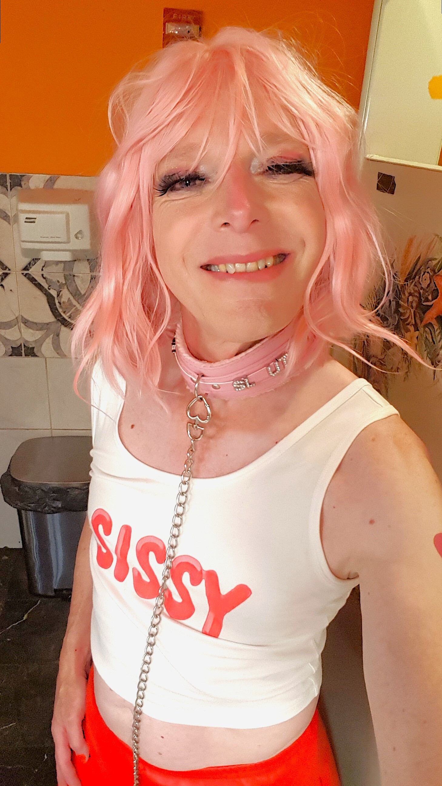 Second-hand, used sissy