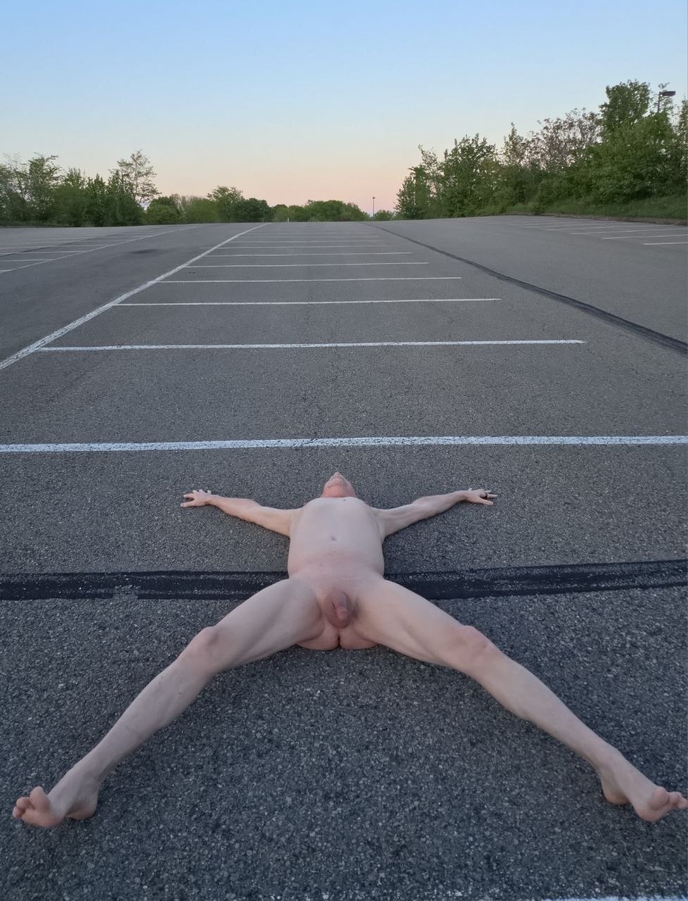 NudePghSlave helpless picture