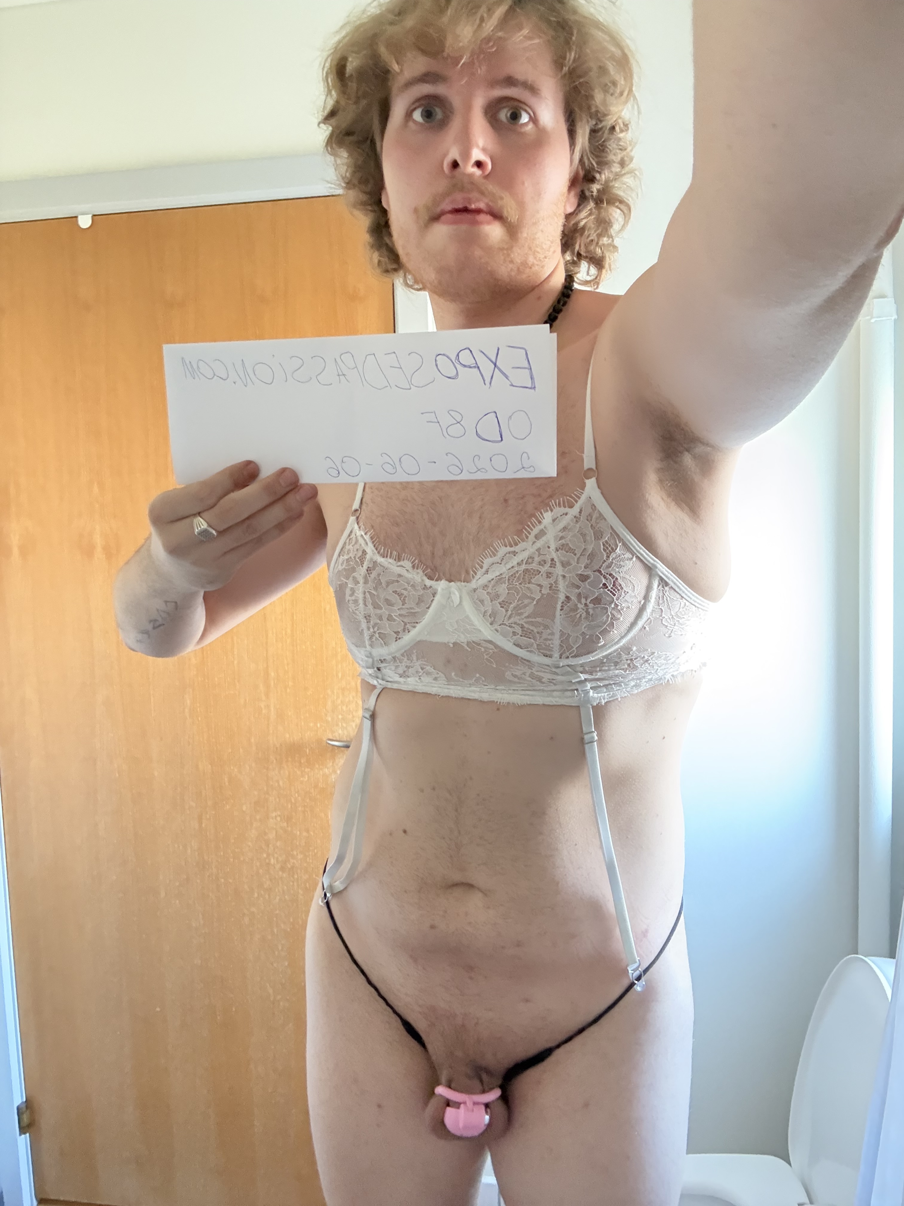 0D8F-Verification Photo