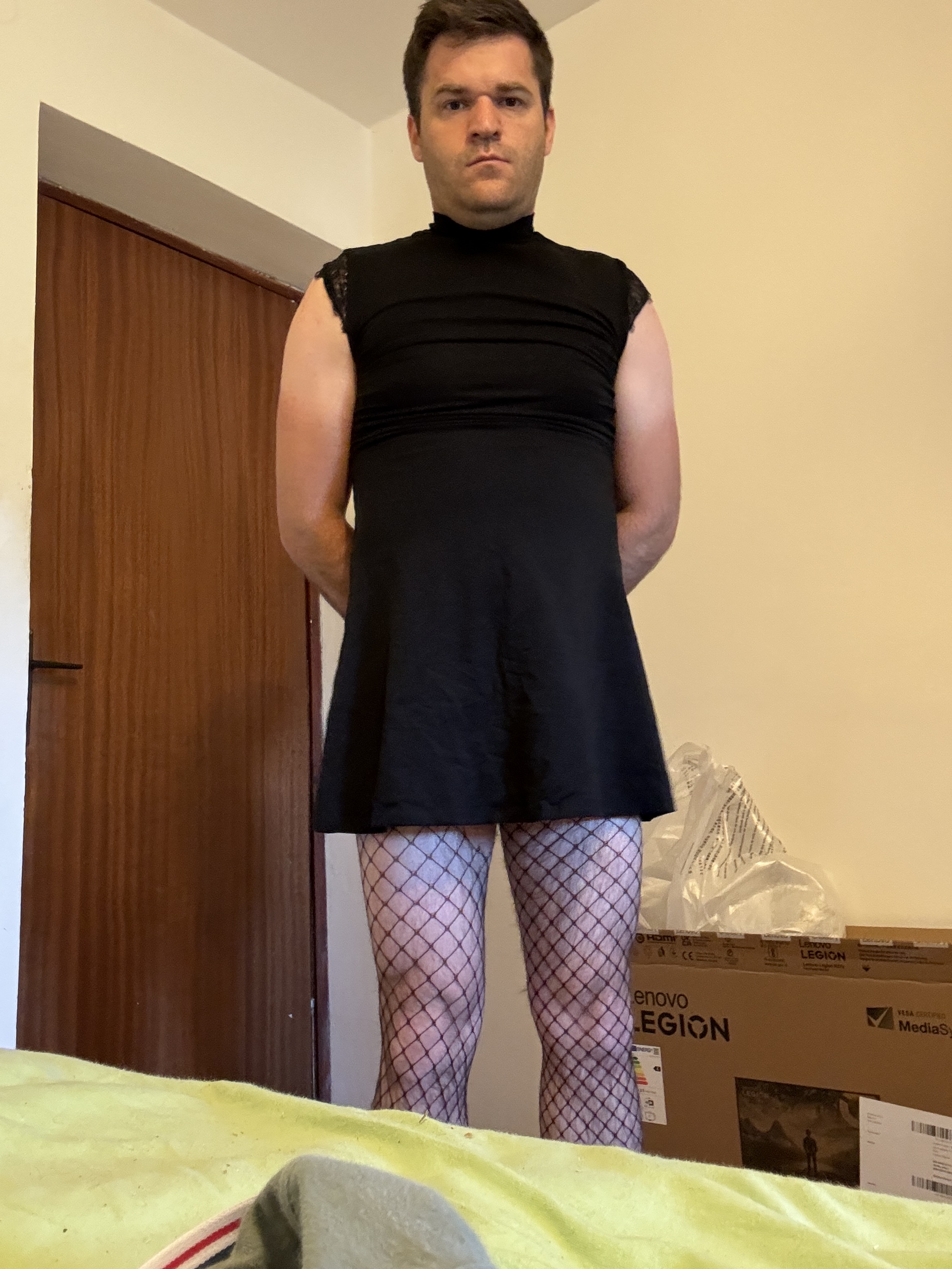 Meee
