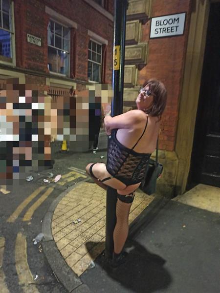 Don't dare me to get naked when I'm drunk 🤣