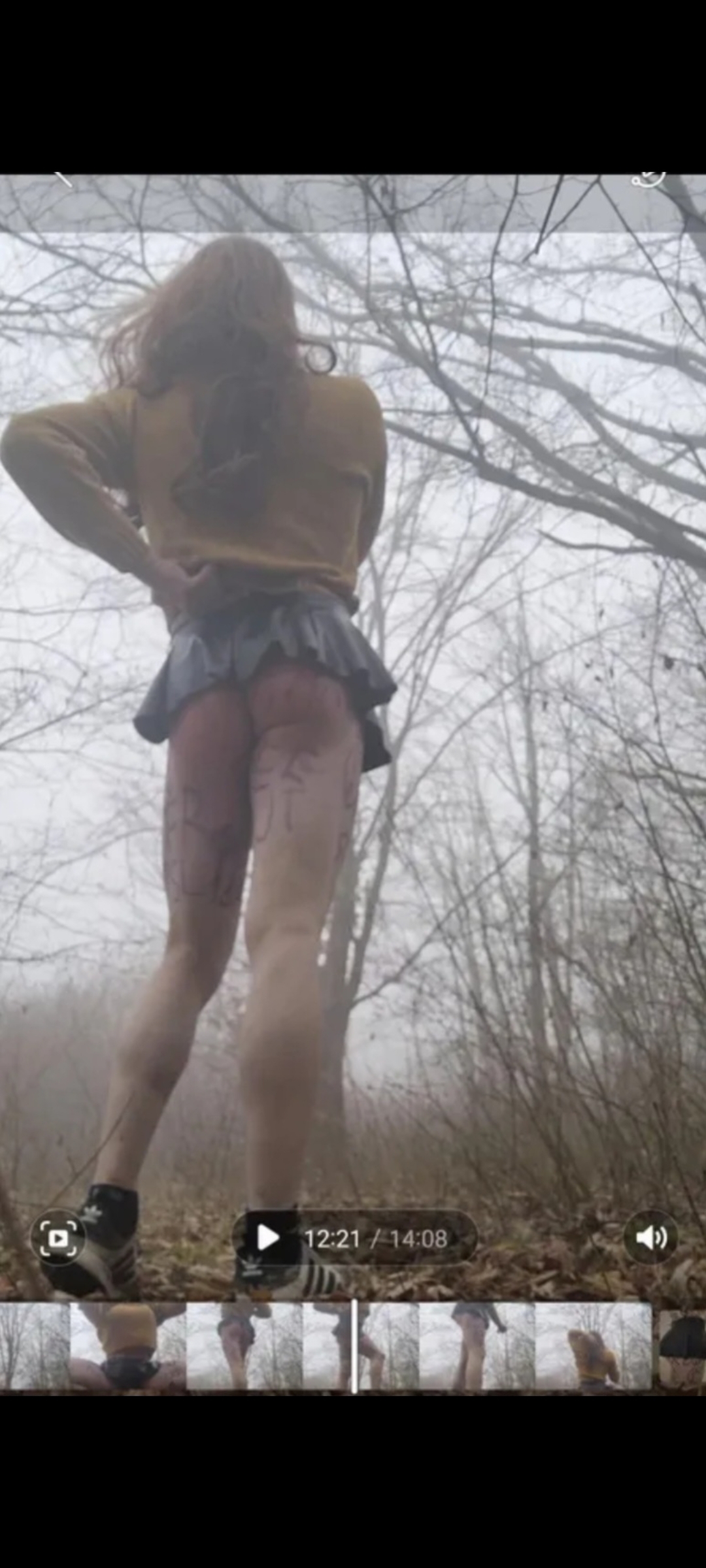 Blank ass in the forest💘