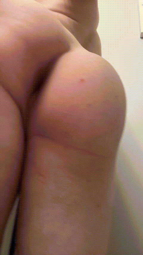 Spreading my cheeks