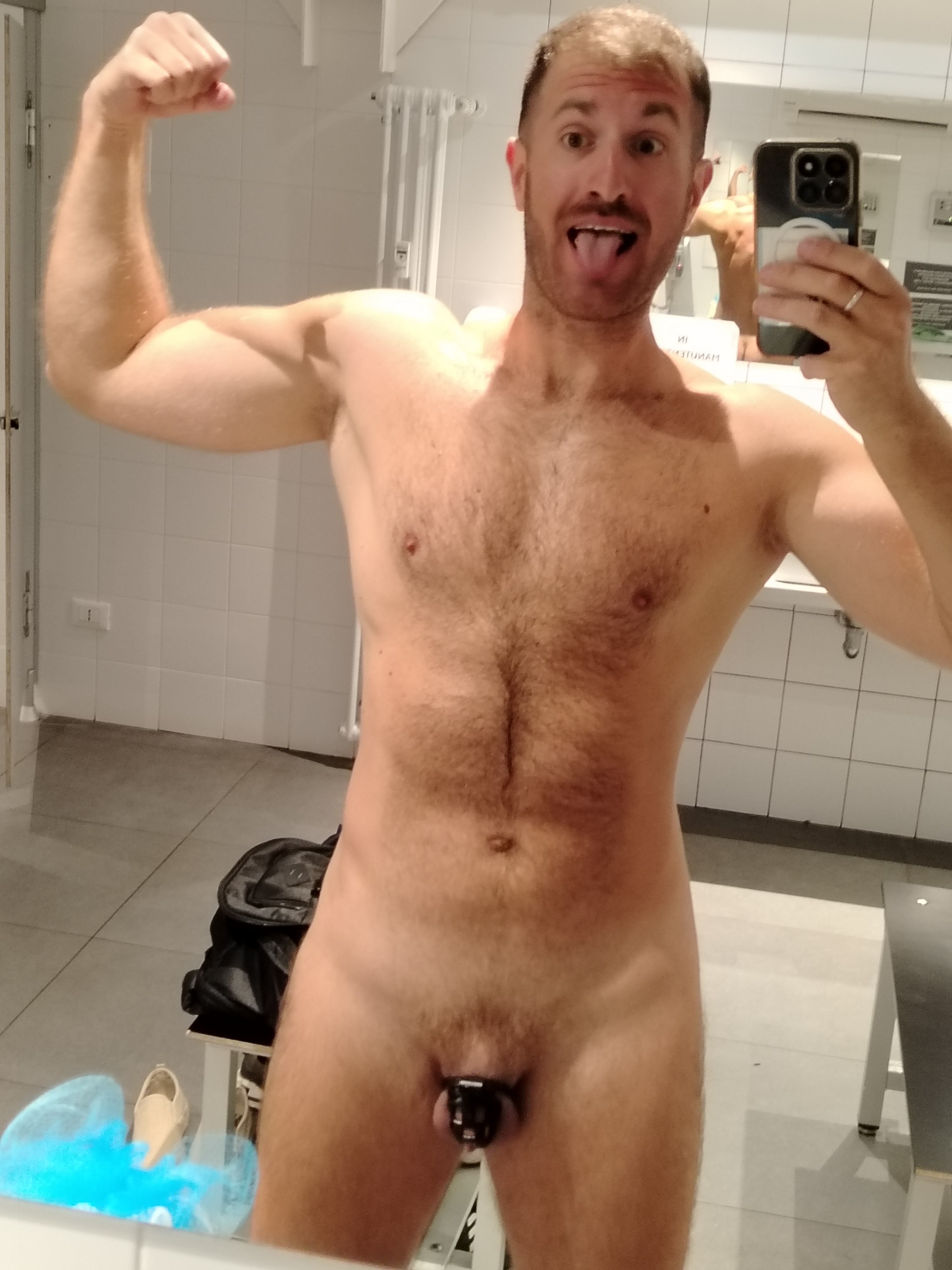 Tiny cock fag