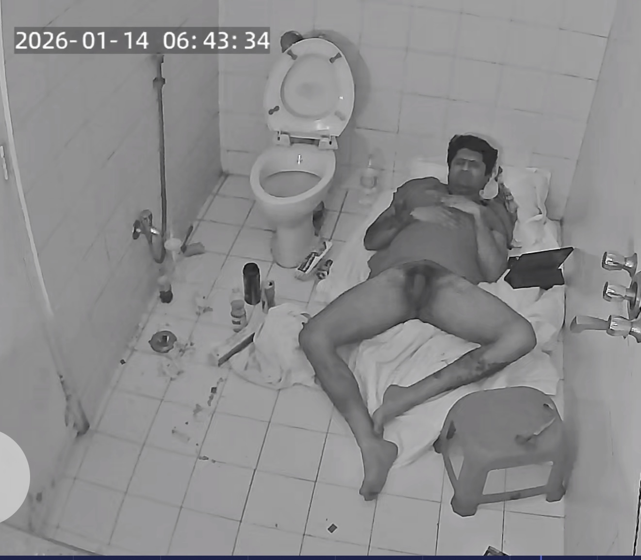 Toilet slave
