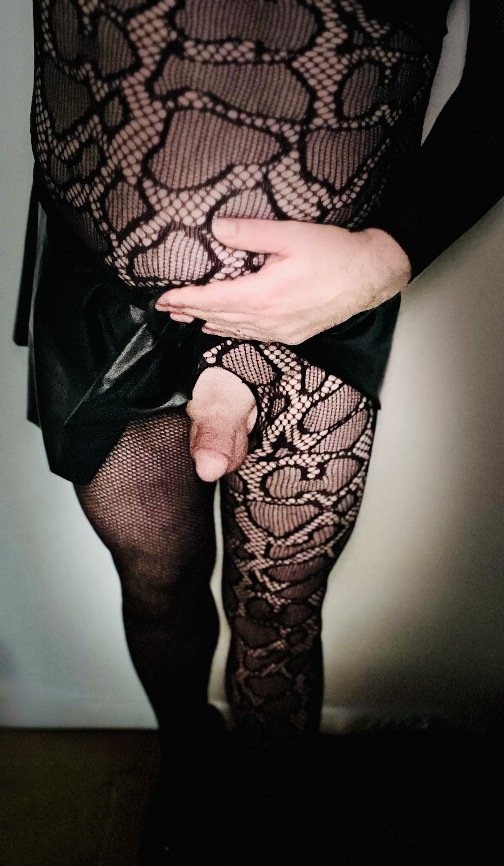 Fishnets and tiny clitty