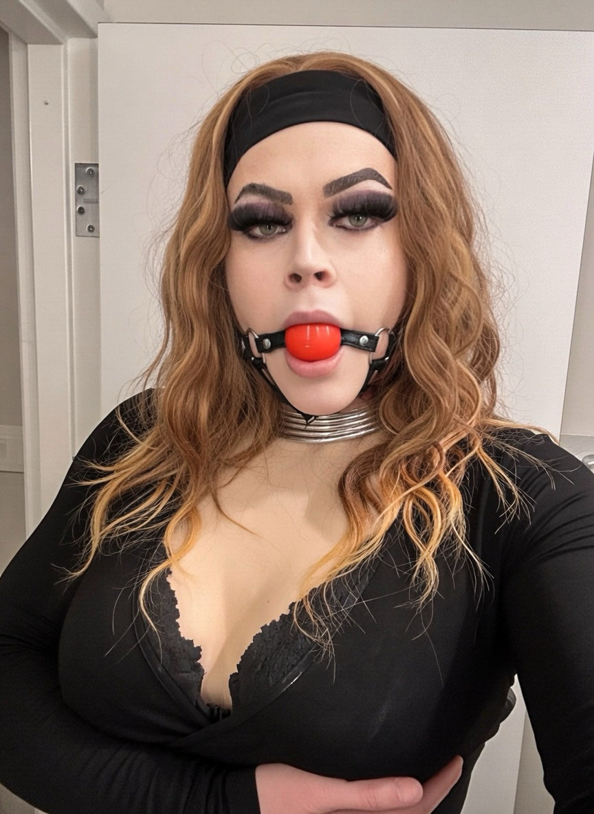 Sissy Sophie Exposed