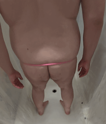 Dildo Shoots from Ass