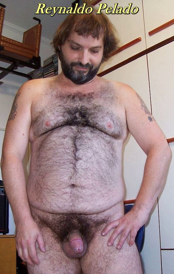 Reynaldo naked and hairy