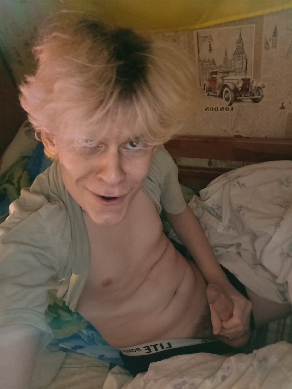 masturbate addicted fagg gooner