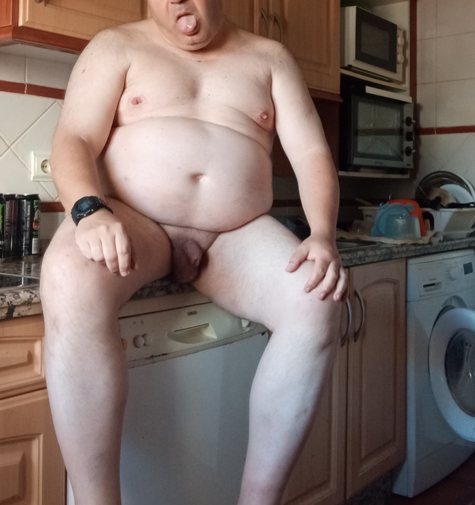 Fag in the kitchen
