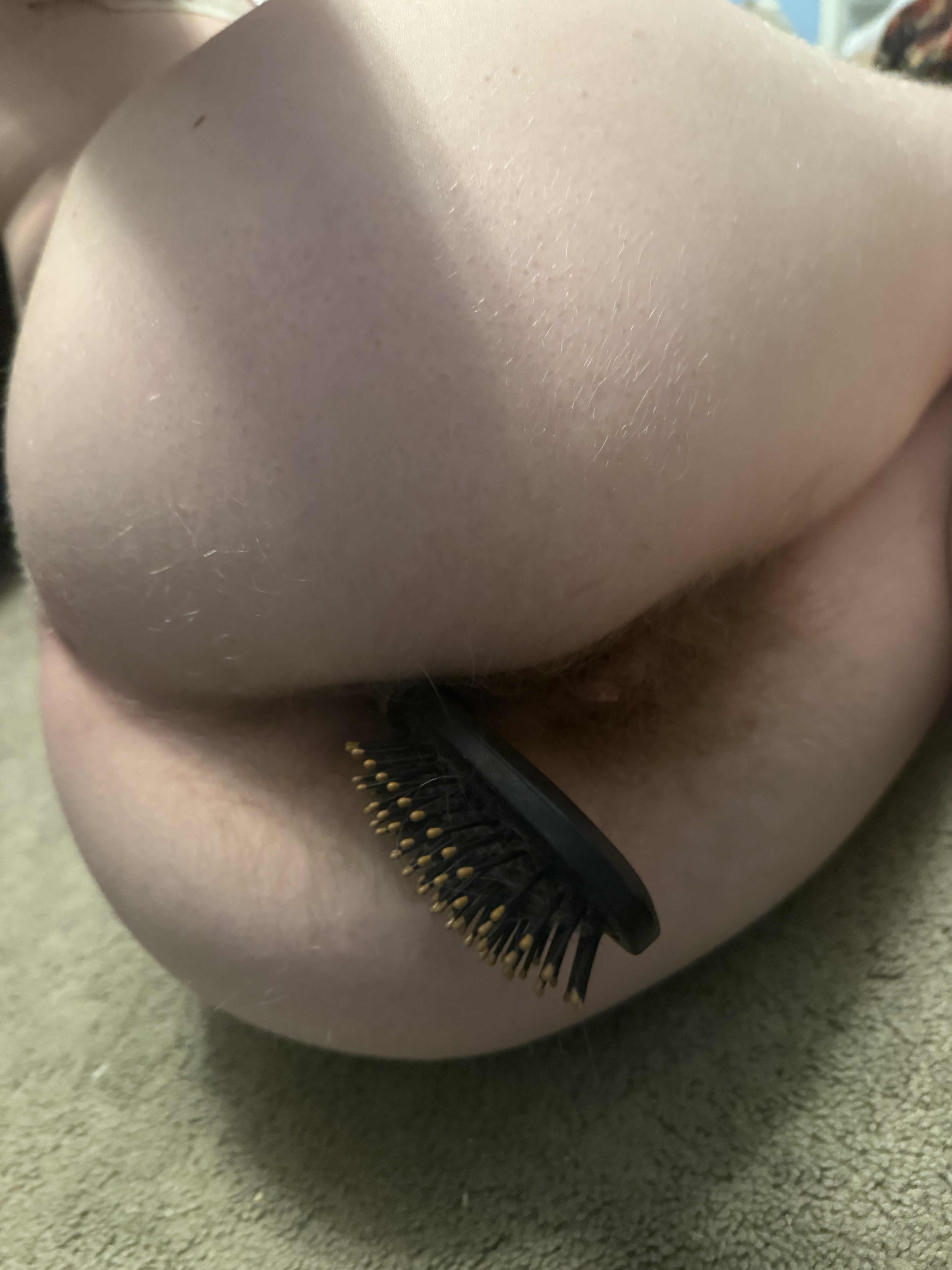 ftm fag fucking its ass with hairbrush