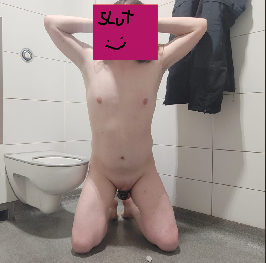 Sluty on a Public toilet