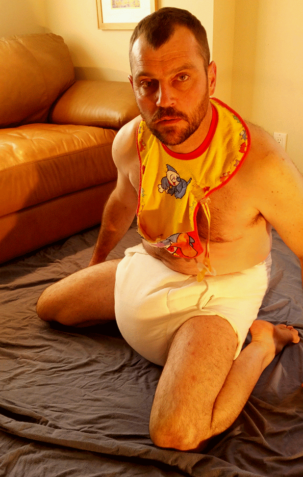 Sissy diaperfag