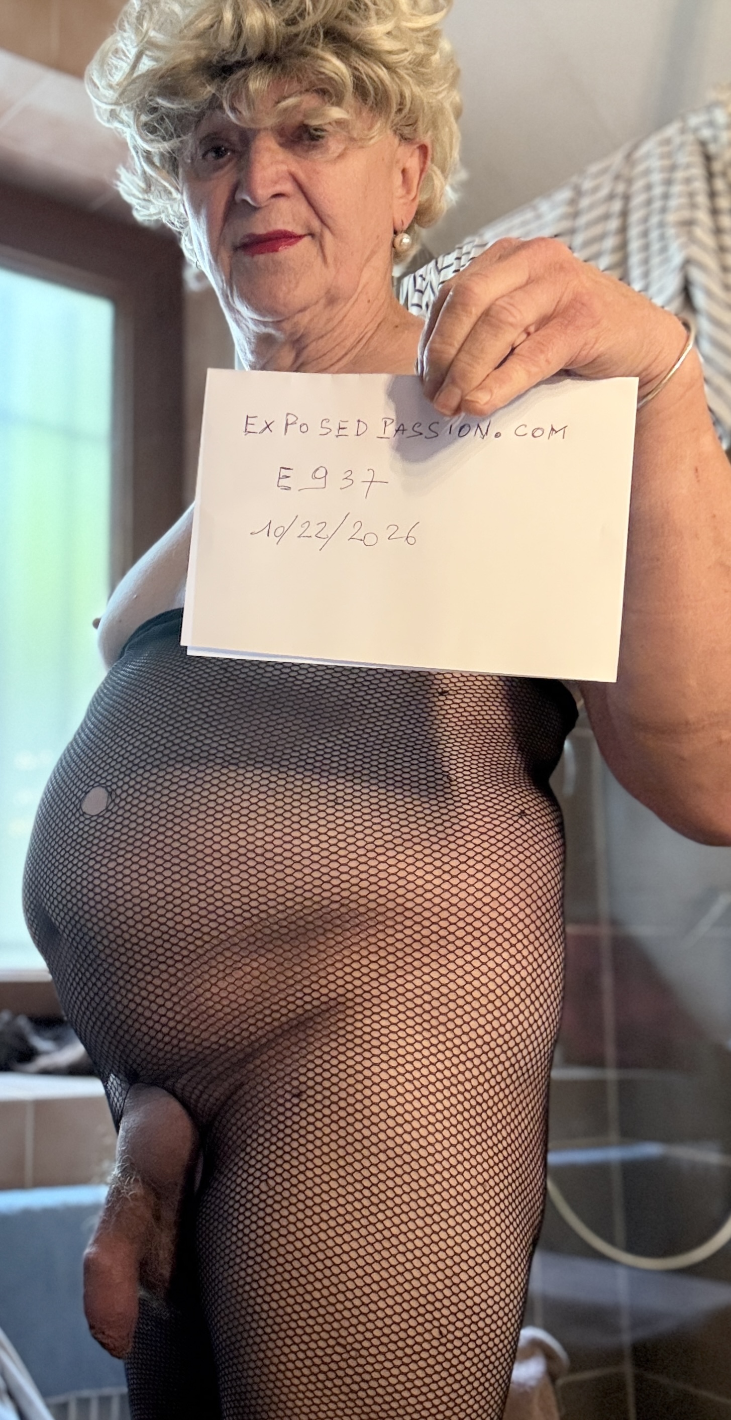 E937-Verification Photo
