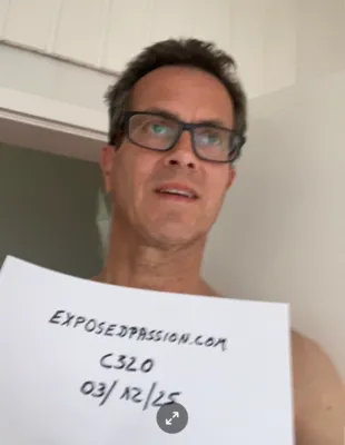 Tommi schwul zeigegeil