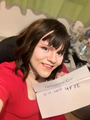 Sissy Luna Verification