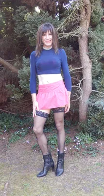 Sissy in the garden - 1 min only