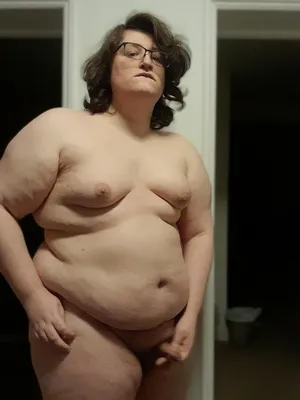 Fat bitch jerks off 