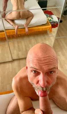 Hans Juergen Kunze nude and blowjob