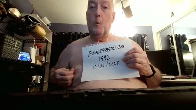 1592-fat fag pat verification pic