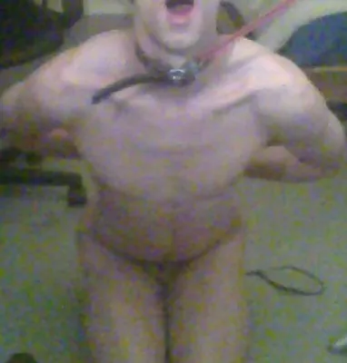 I wanna be blackmailed! I'm french 
